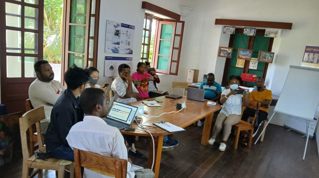 first meeting of mica exporters in Madagascar